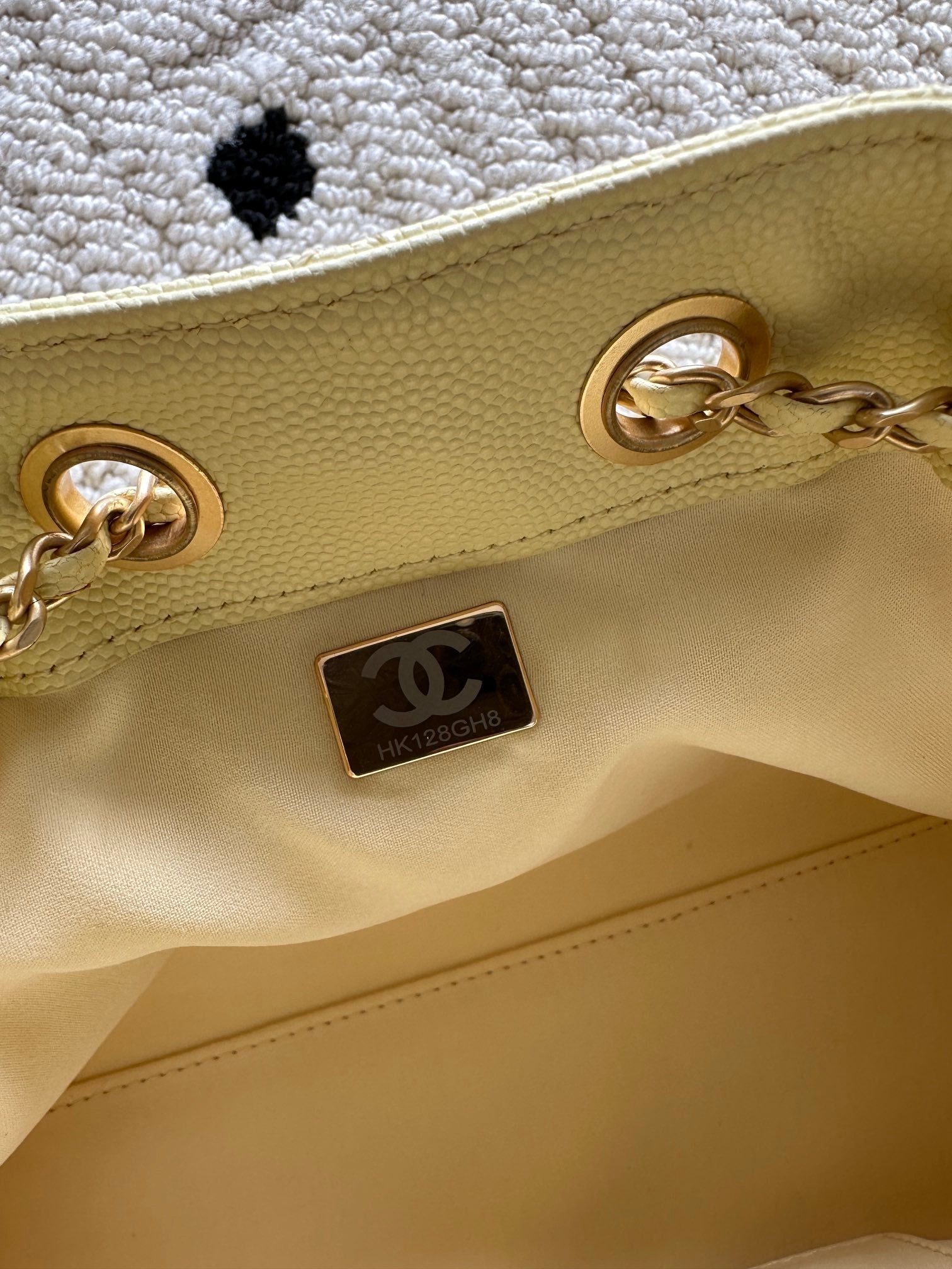 Chanel 25 Hobo Bag 22cm Light Yellow Piel de becerro 286180
