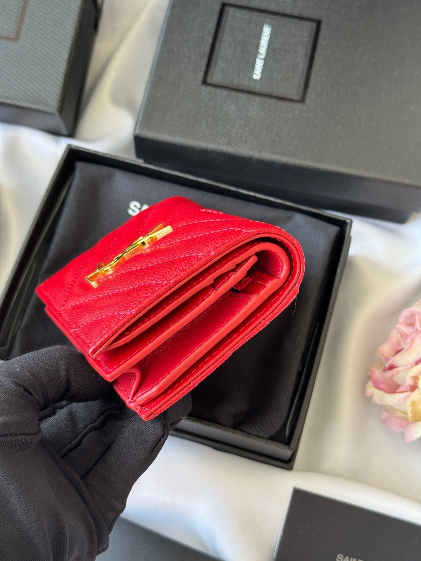 YSL Cartera Rojo Dorado Cowhide 240592