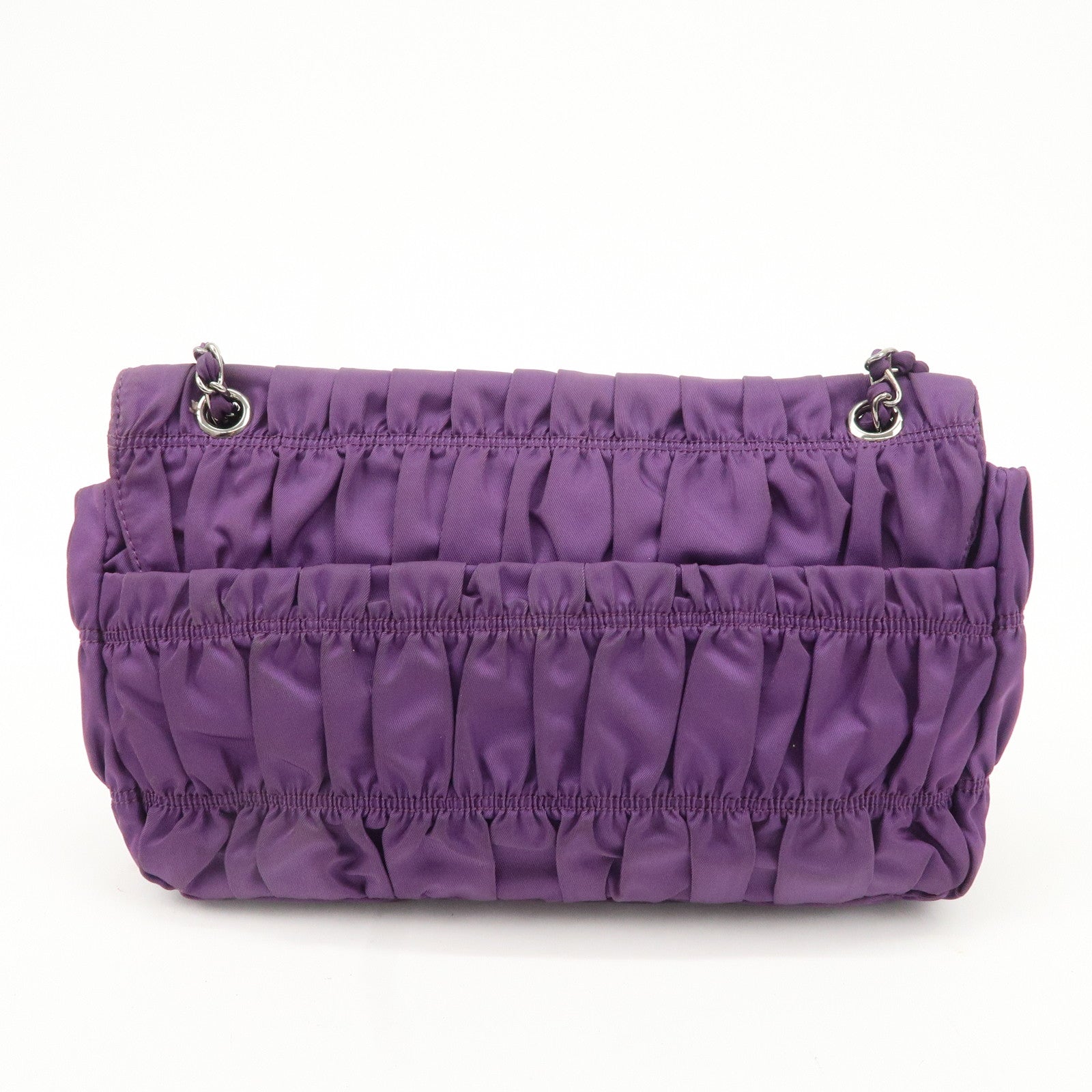 Bolso de hombro Prada de nailon y cuero fruncido púrpura