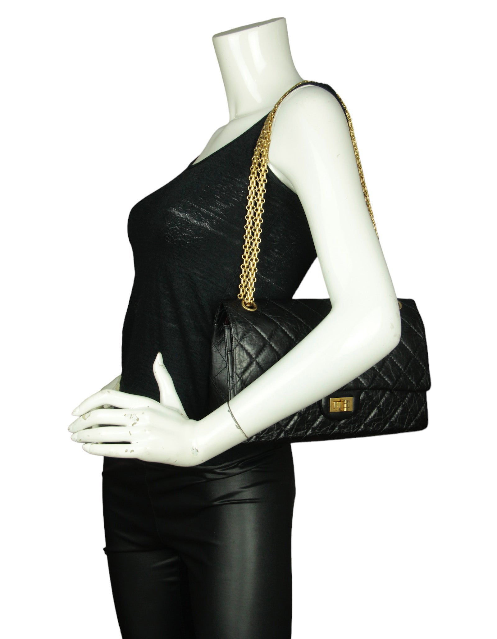 Chanel Bolso con solapa 2.55 Reissue 226 acolchado de piel de becerro negro