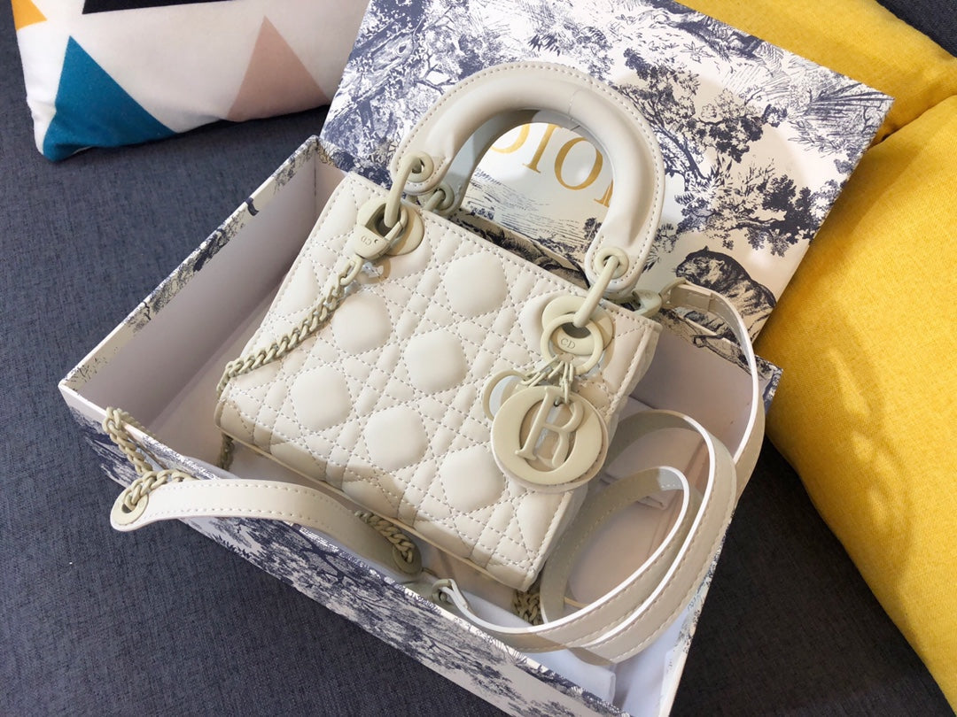 BOLSO MINI LADY 17 EN Piel de becerro Blanco