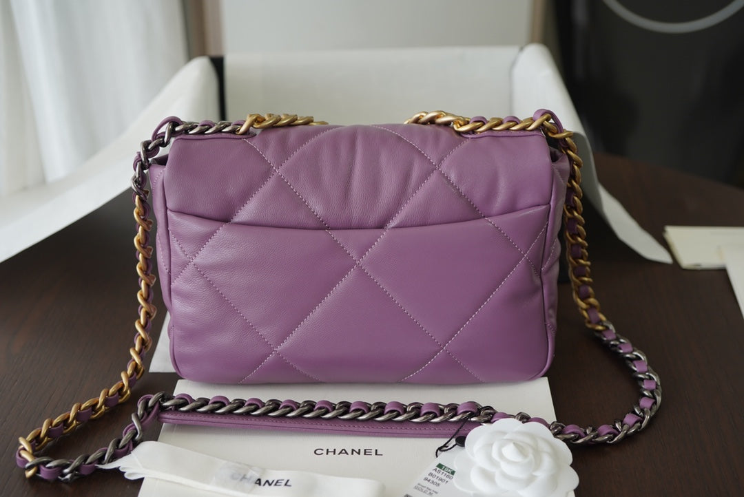 19 Bolso de solapa 30 Morado GOATSKIN Herrajes dorados