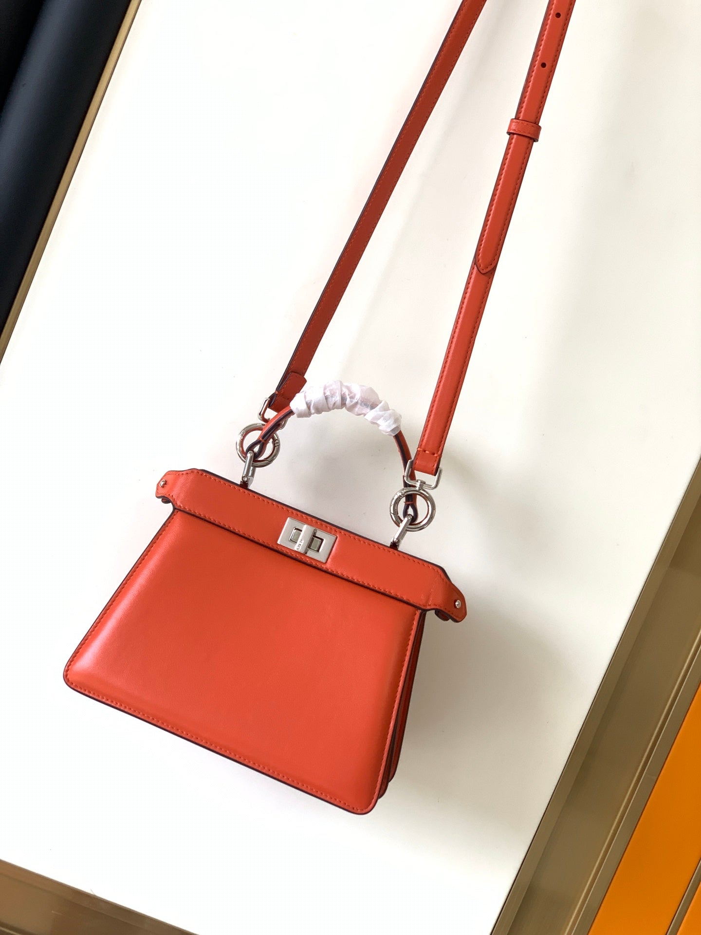 Peekaboo ISeeU Petite 20 Bag Red Lambskin Shw - Imagen del producto 2