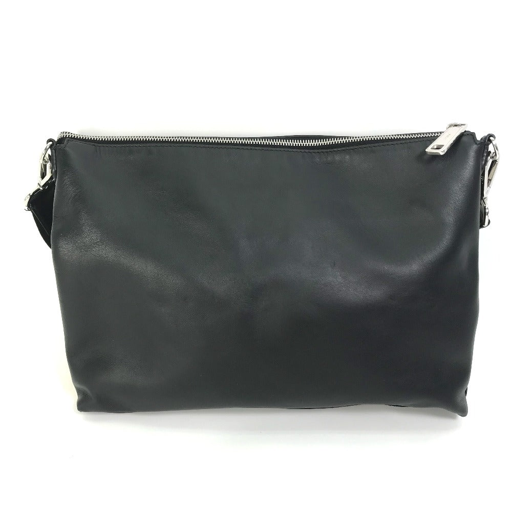 Fendi Bolso de hombro Cuero Negro Bolso cruzado Bolso clutch Monster Bugs ...