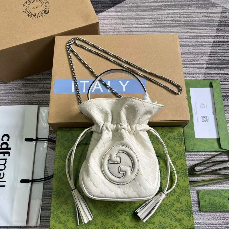 حقيبة دلو بلوندي Gucci GG - Imagen del producto 2