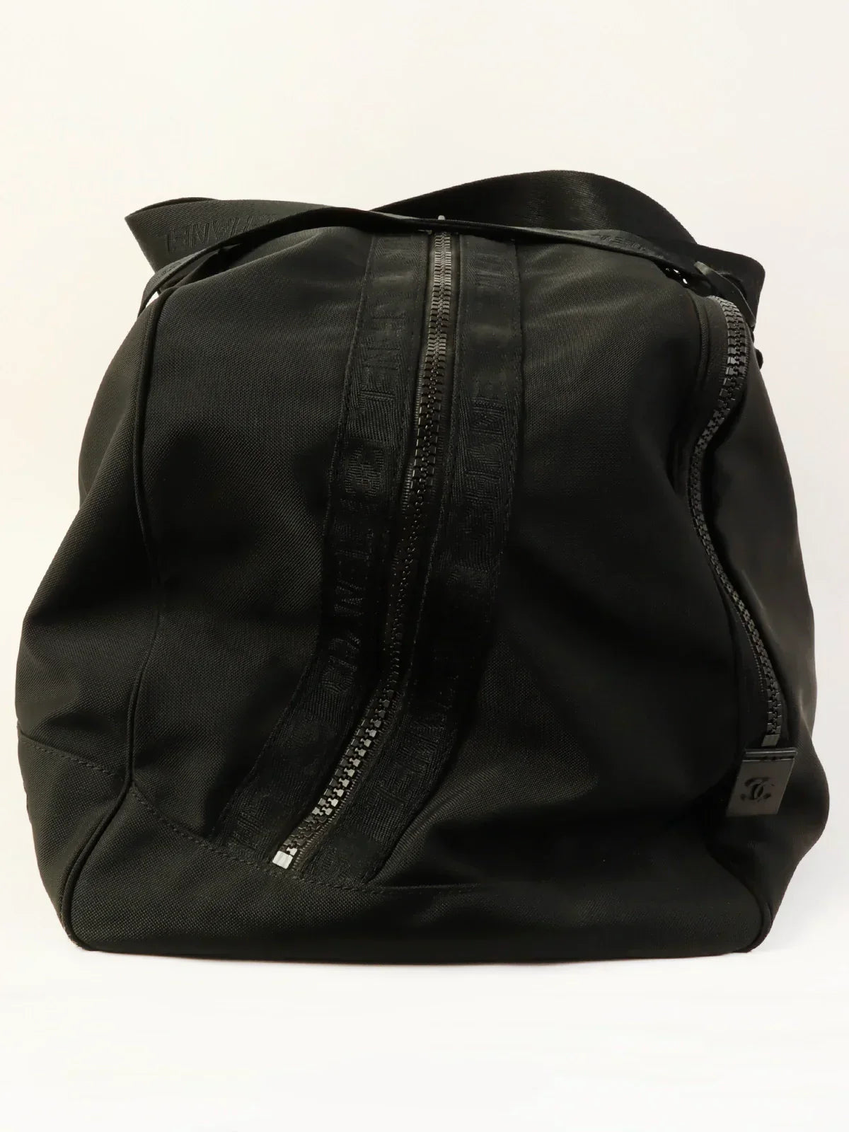 Chanel handbag black – front view