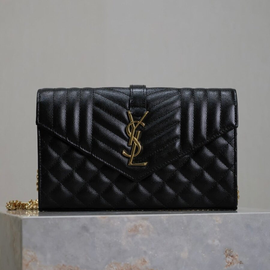 ENVELOPE CHAIN BAG 22 IN BLACK LAMBSKIN GOLD HARDWARE | Studio Nafay