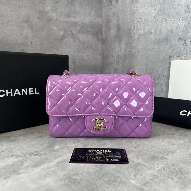 Chanel Mini Bag – front view